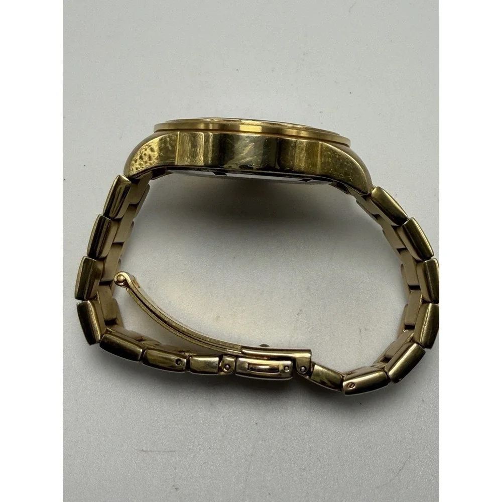 Invicta it has battery